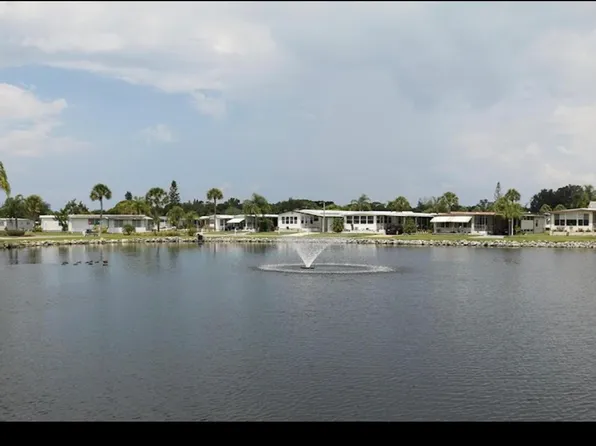 217 Periwinkle St, Nokomis, FL 34275