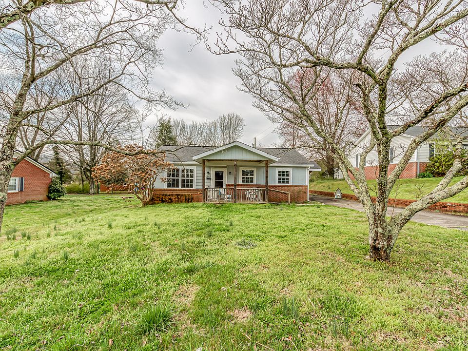 1st image of 306 Scenic Dr
