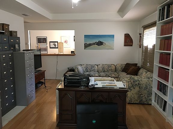 3rd image of 3101 West Pl
