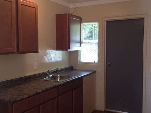2nd image of 207 M A Board St APT 21