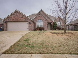 3007 SW Gumleaf Rd, Bentonville, AR 72713