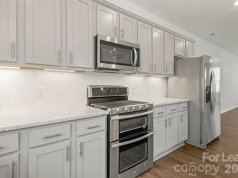 7113 Brookview Ln — Photo 19