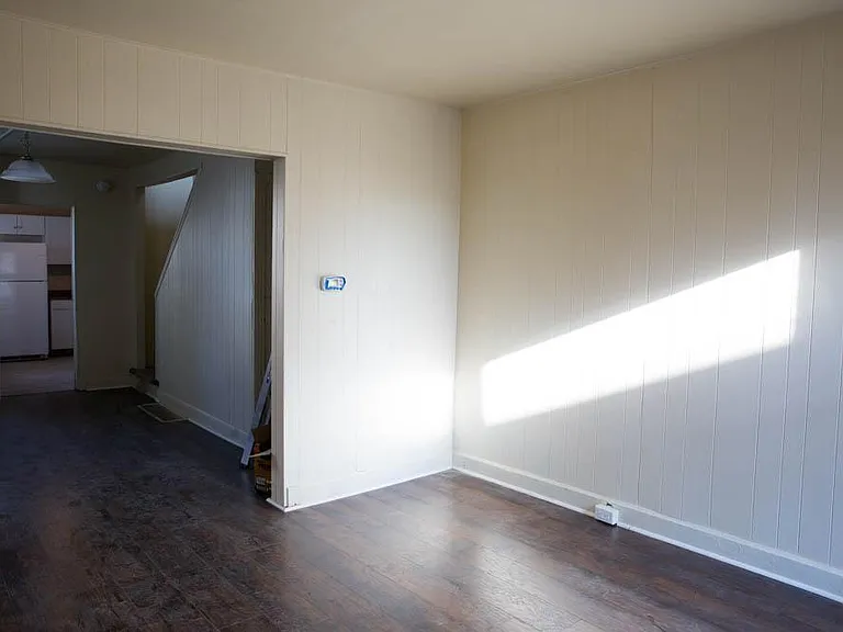 526 W Church St — Photo 1