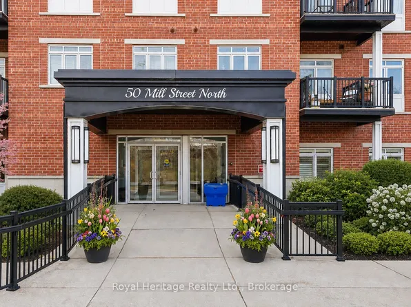 50 Mill St N #211, Pt Hope, ON L1A 2T2