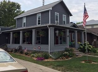 634 Oak St, Huntington, IN 46750