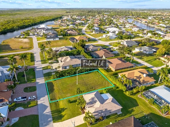 2811 SW 29th Court Cpe, Coral, FL 33914