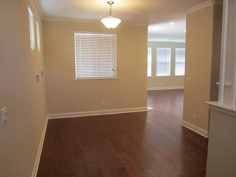 4th image of 16081 Klara Ln