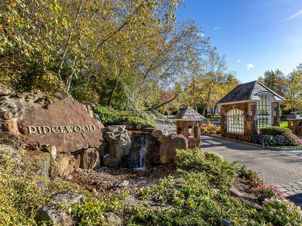 175 Ridgewood Dr UNIT 175