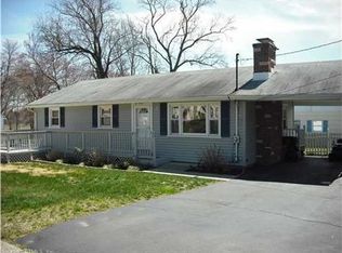 5 Pamela Dr, Milford, CT 06460
