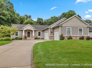 5920 Simon Ct SW, Grandville, MI 49418