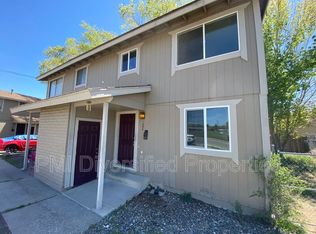 1050 12th St, Sparks, NV 89431