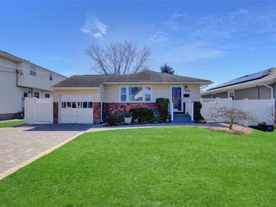 19 Emma Street, Bethpage, NY, 11714