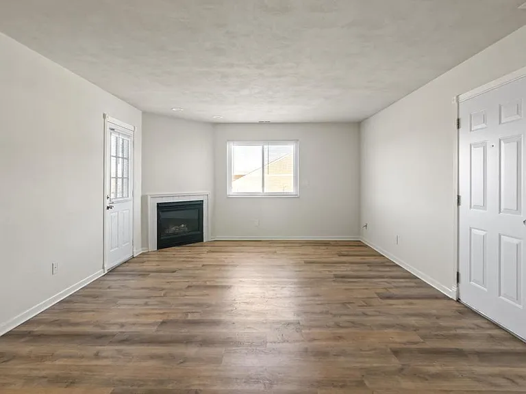 2213 Rockwood Dr — Photo 32