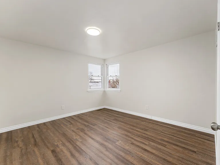 1330 Beverly Rd — Photo 11