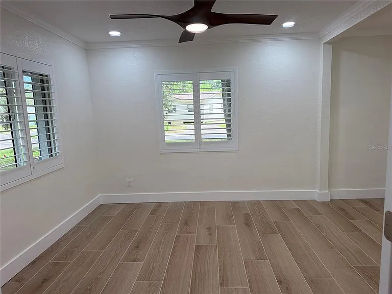 301 S Seminole Ave — Photo 33