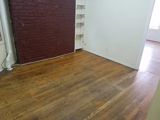 Rented by Secure One LLC | media 7