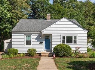 79 Elmwood Ave, Attleboro, MA 02703
