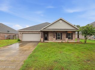 116 Oystercatcher Cv, Ocean Springs, MS 39564