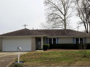 1013 W 17th St, Claremore, OK 74017