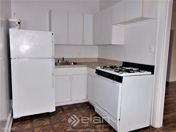 2nd image of 6916 N Lakewood Ave APT 202