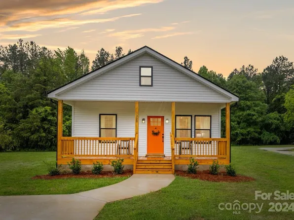1320 Grace Ave, Lancaster, SC 29720