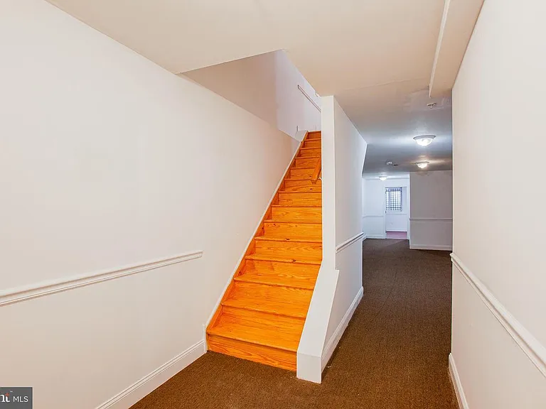 1950 N 18th St #3 — Photo 7