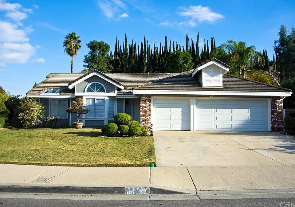 1st image of 15201 Green Valley Dr