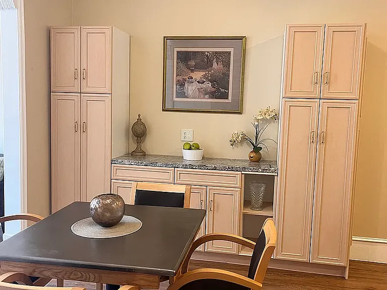 623 Main St #2 — Photo 3