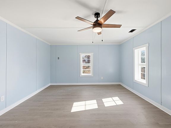 3rd image of 311 Barnes St