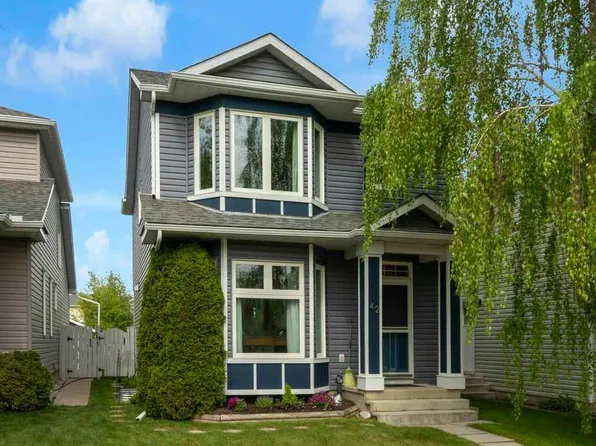 42 E River Rock Grn SE, Calgary, AB T2C 4C2