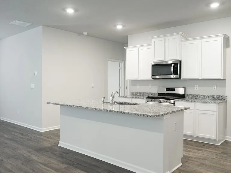 6065 Beadlow St — Photo 8