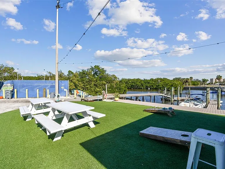 900 Cove Cay Dr #5F — Photo 91