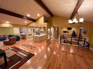 10630 NW Dumar Ln, Portland, OR 97229