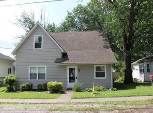 5 W Ash St, New Baden, IL