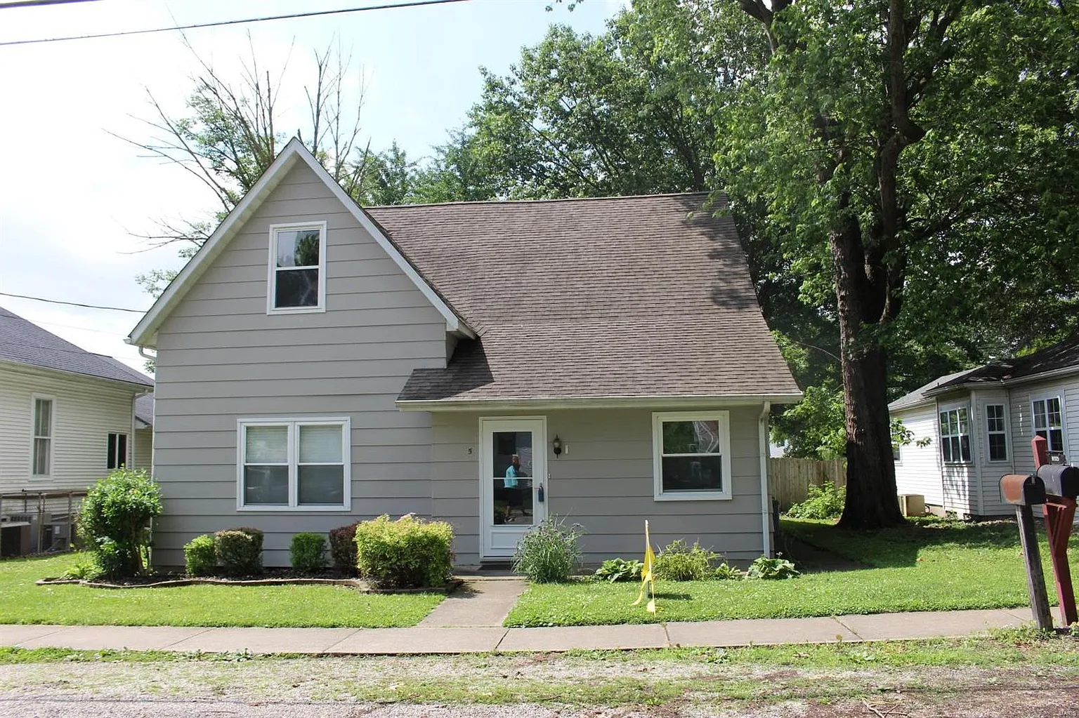5 W Ash St photo 1