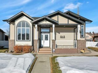 97 SW Weddell Cres, Red Deer, AB T4N 7E3