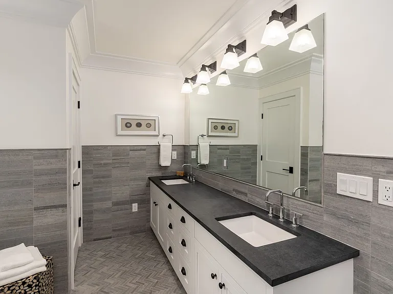 3903 Legation St NW — Photo 26