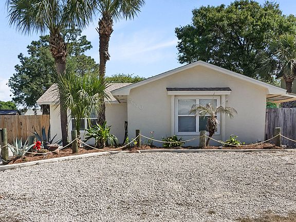 3rd image of 5620 Pinetree Ave