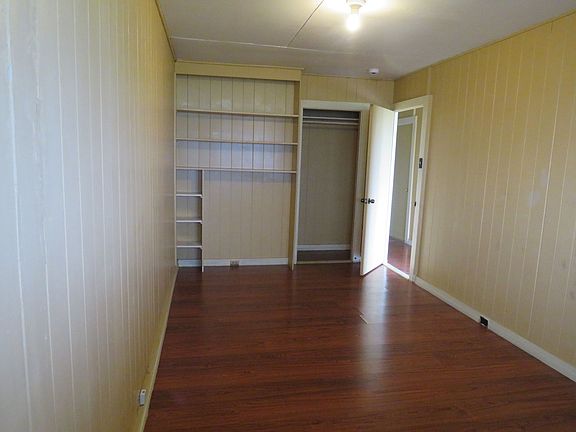 3rd image of 560 Ainaola Dr