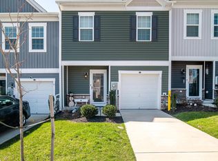 140 Maple Run Dr, York, PA 17404