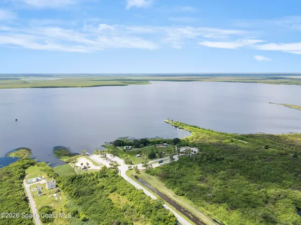 5215 Pina Vista Dr, Melbourne, FL 32934