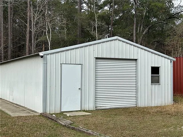 22475 Highway 1088 — Photo 16