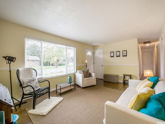 4th image of 8107 S Bueno Vista Dr