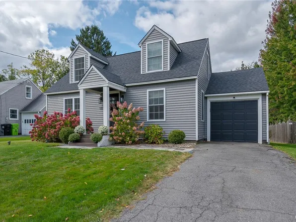 107 Marilyn Ave, North Syracuse, NY 13212