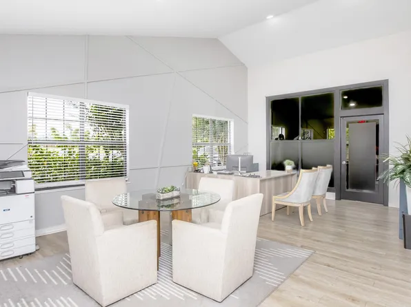 Fairway Meadows Townhomes