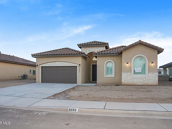 3rd image of 2692 San Gabriel Dr