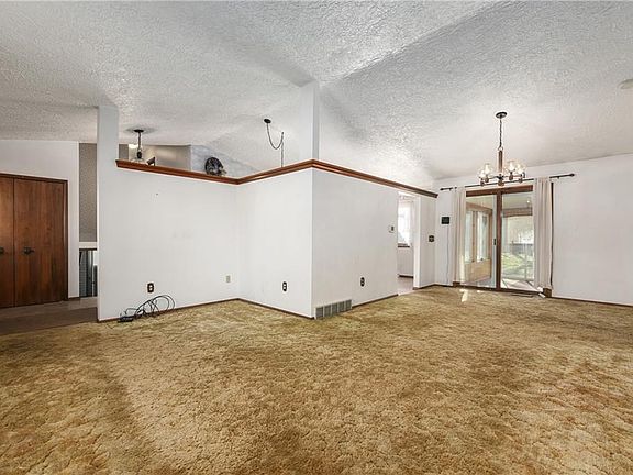 4th image of 1115 Kay Ave