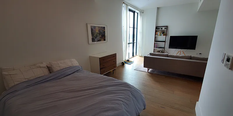 Rented by Compass | media 21