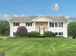 452 Mud College Rd, Littlestown, PA 17340