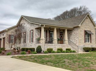 354 Bowling Branch Rd, Cottontown, TN 37048